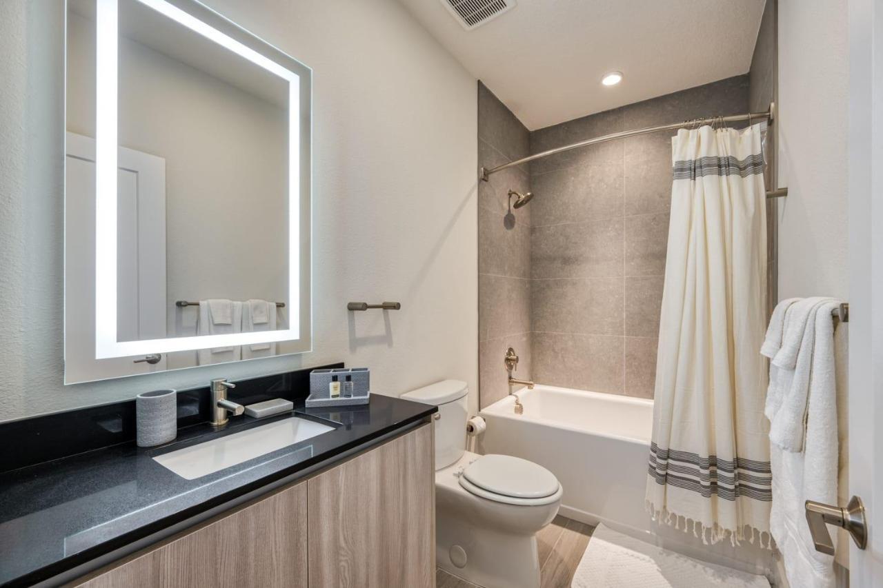 Modern Home With Private Pool Near Disney 올랜도 외부 사진